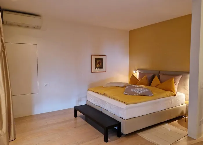 Giardino Violetta Apartamento *